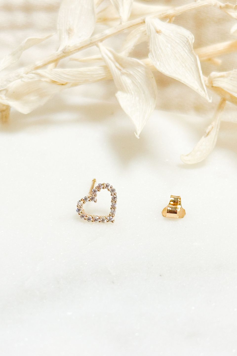 Puce Coeur serti